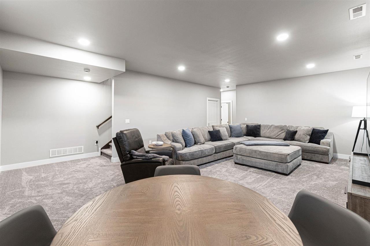 1712 Sherman Drive Iowa City IA 52240