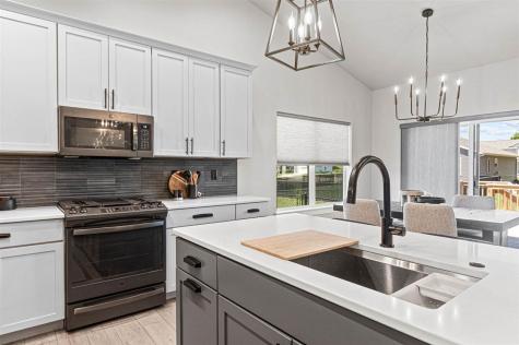 1712 Sherman Drive Iowa City IA 52240