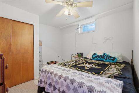 120 N Knisel Riverside IA 52327