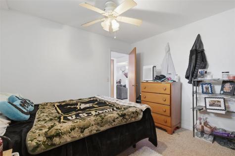 120 N Knisel Riverside IA 52327