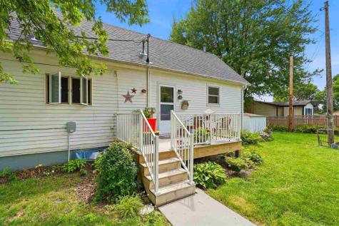 120 N Knisel Riverside IA 52327