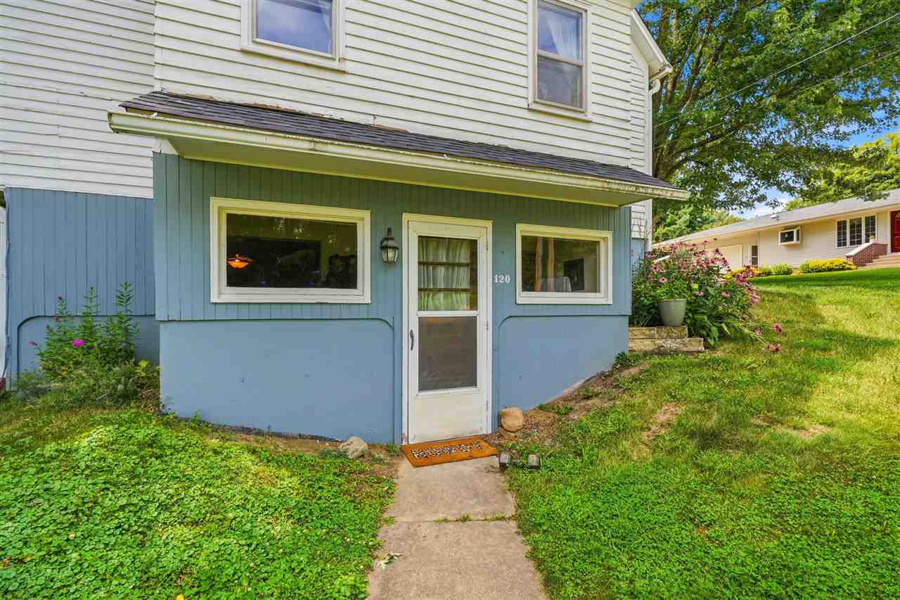 120 N Knisel Riverside IA 52327