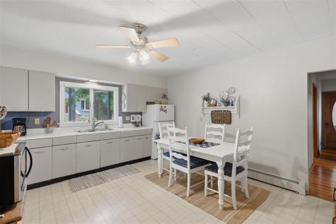 120 N Knisel Riverside IA 52327