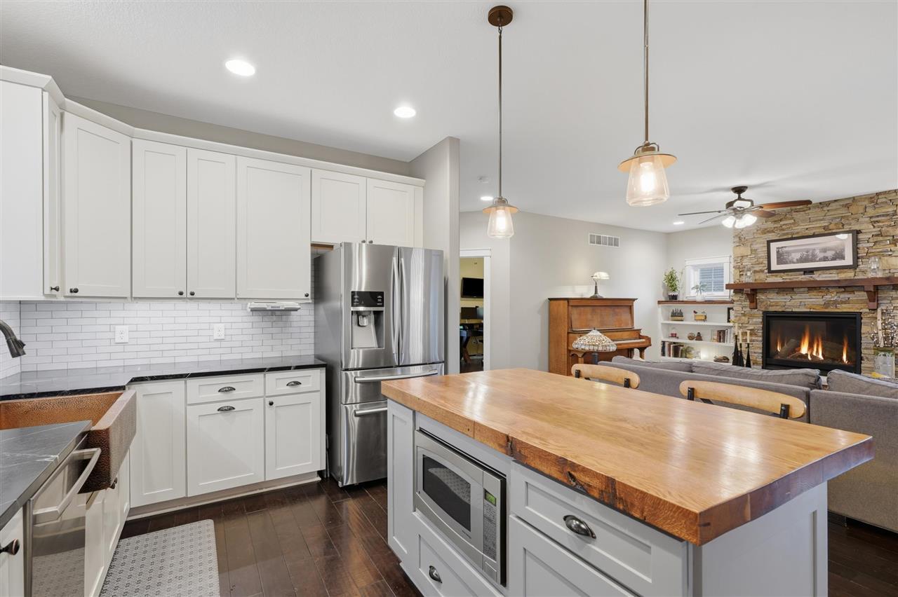 1105 Wildcat Lane Iowa City IA 52246