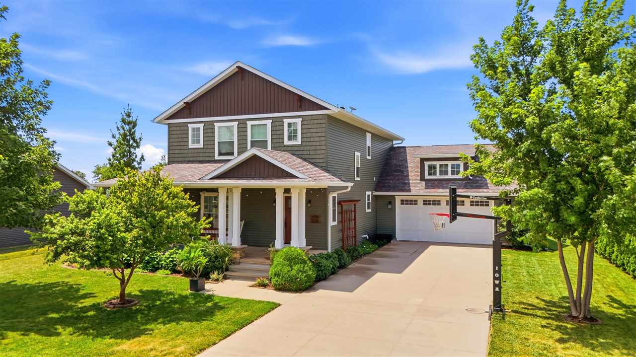 1105 Wildcat Lane Iowa City IA 52246