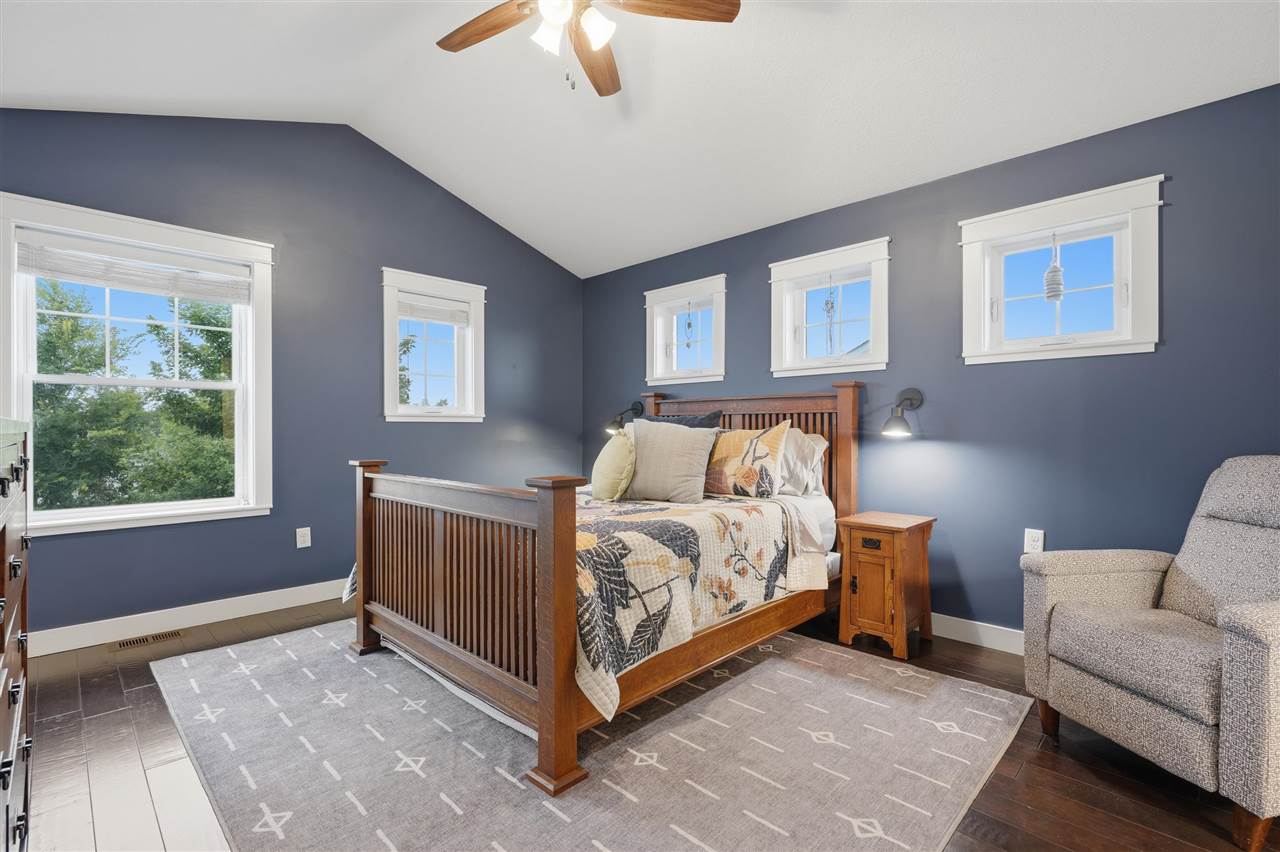 1105 Wildcat Lane Iowa City IA 52246