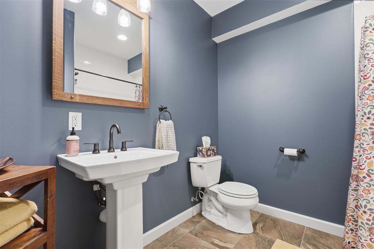 1105 Wildcat Lane Iowa City IA 52246