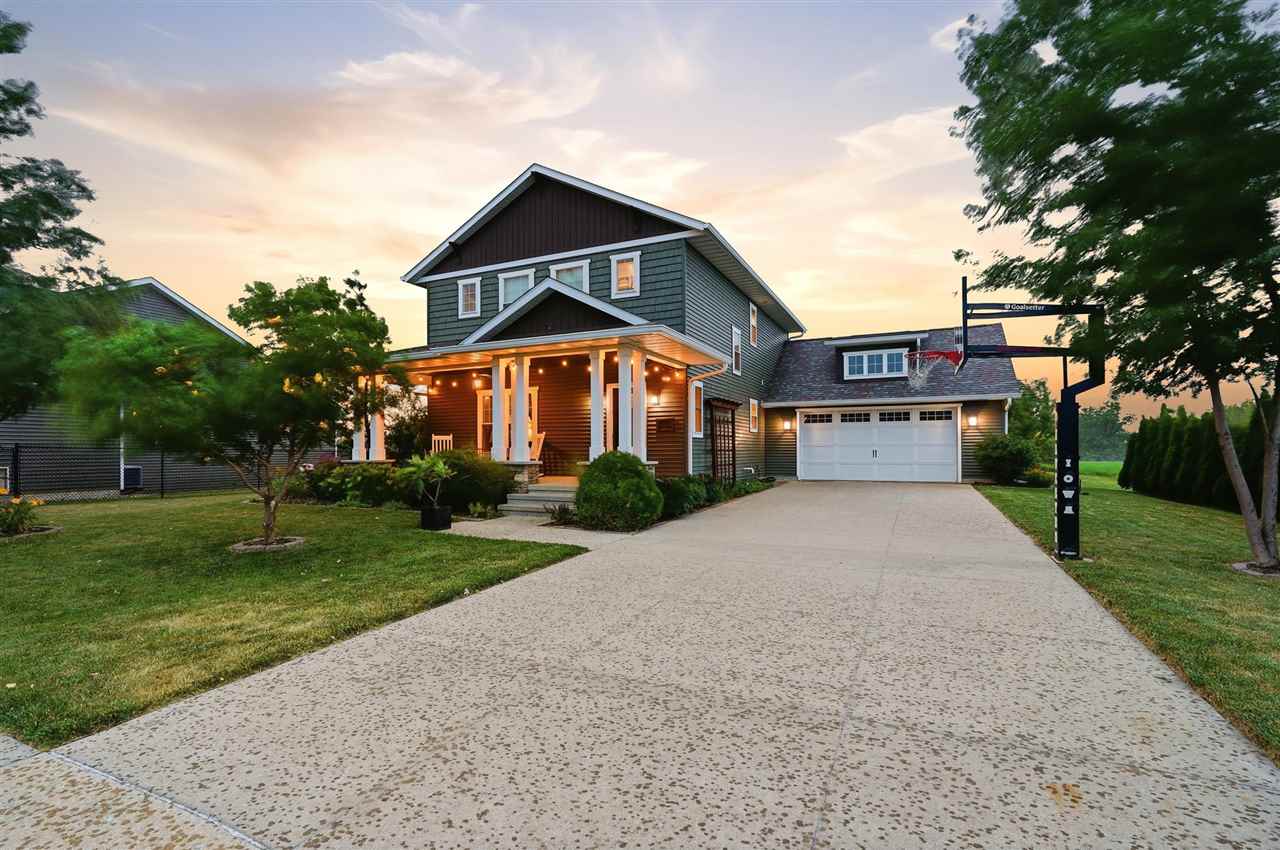 1105 Wildcat Lane Iowa City IA 52246