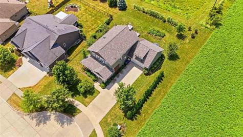 1105 Wildcat Lane Iowa City IA 52246