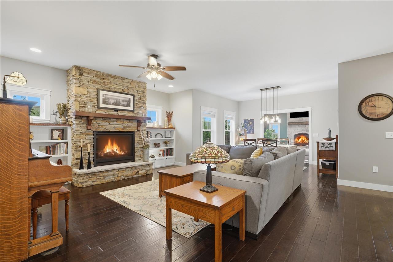 1105 Wildcat Lane Iowa City IA 52246