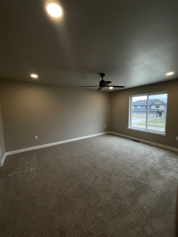 3342 Loethen Lane Coralville IA 52241