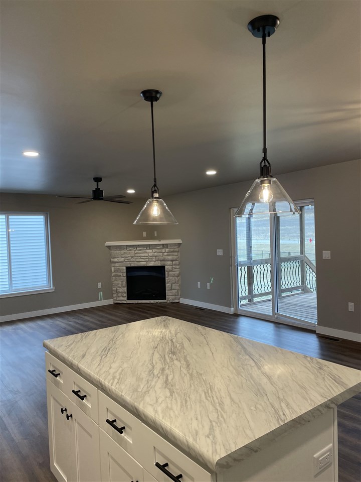 3342 Loethen Lane Coralville IA 52241