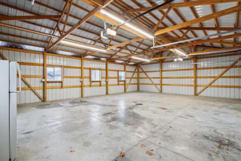 300 W Pine Street Marengo IA 52301