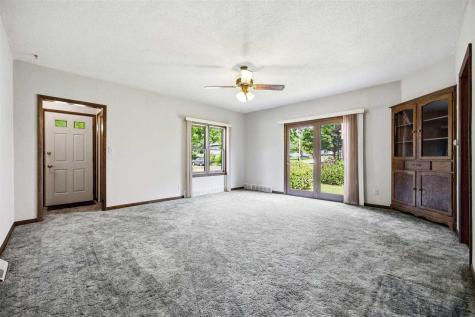 442 4th Avenue Iowa City IA 52245
