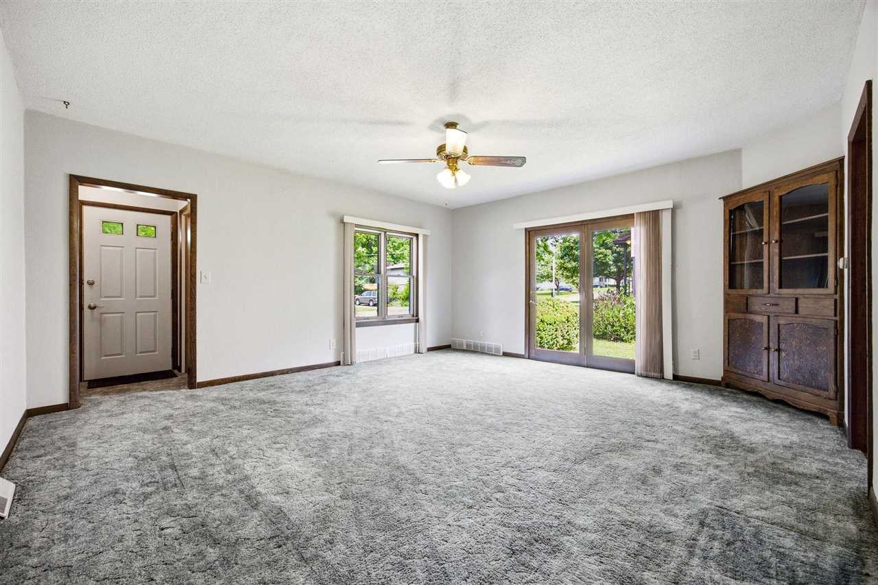 442 4th Avenue Iowa City IA 52245