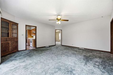 442 4th Avenue Iowa City IA 52245