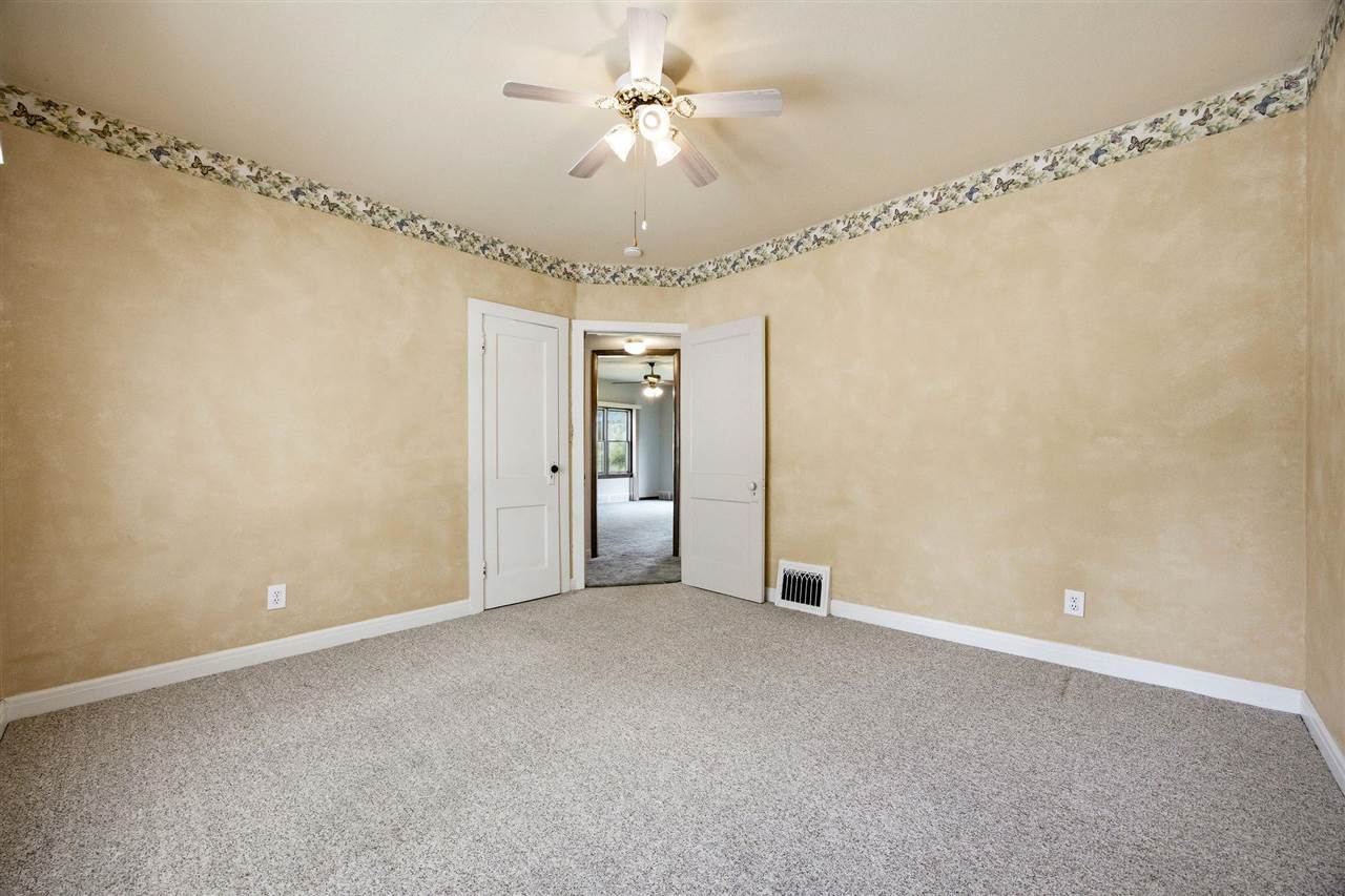 442 4th Avenue Iowa City IA 52245