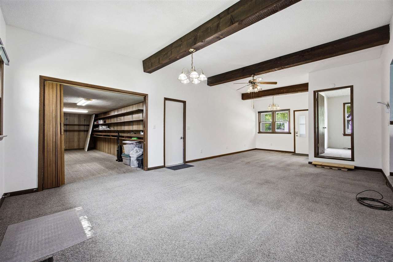 442 4th Avenue Iowa City IA 52245