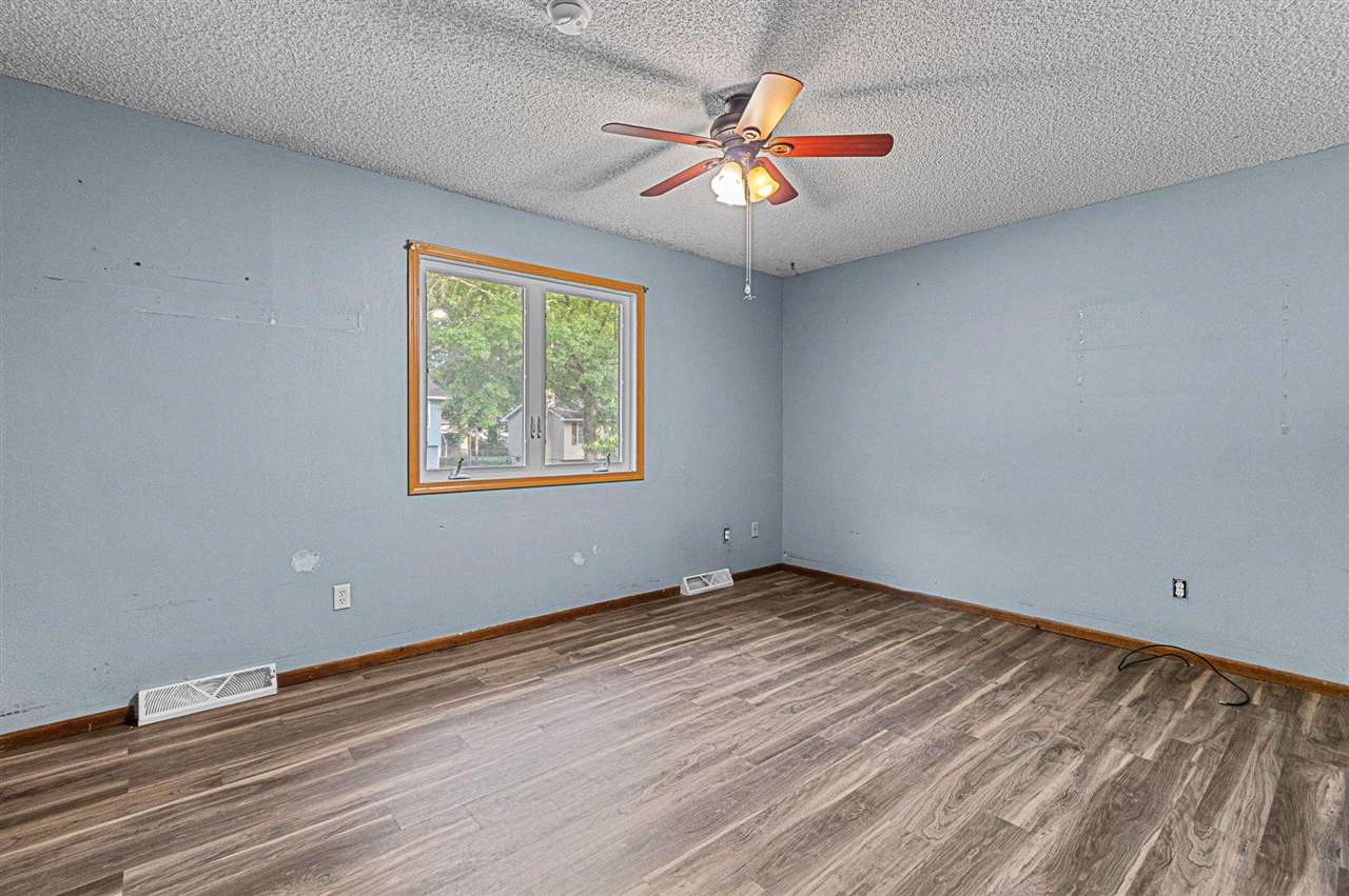 2225 Bancroft Drive Iowa City IA 52240