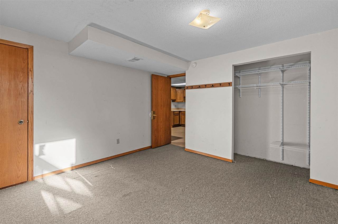 2225 Bancroft Drive Iowa City IA 52240