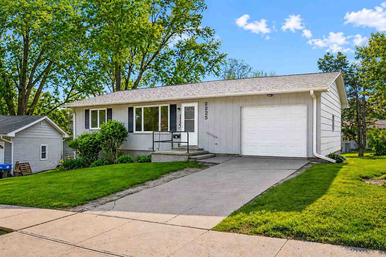 2225 Bancroft Drive Iowa City IA 52240