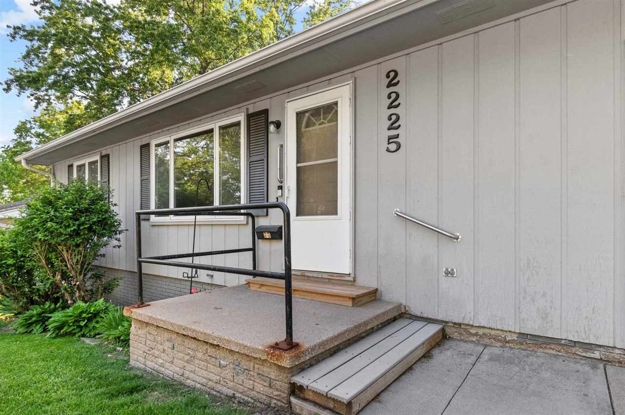 2225 Bancroft Drive Iowa City IA 52240