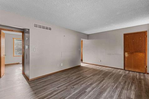 2225 Bancroft Drive Iowa City IA 52240