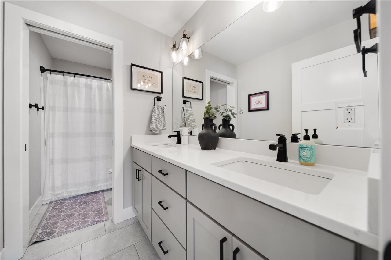 415 Whitetail Lane Tiffin IA 52340