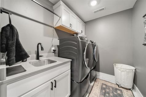 415 Whitetail Lane Tiffin IA 52340