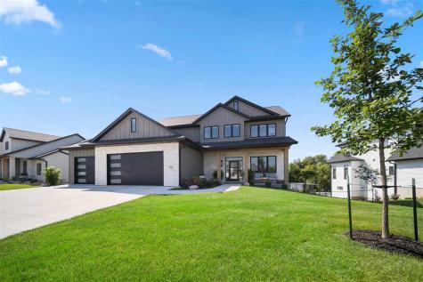 415 Whitetail Lane Tiffin IA 52340