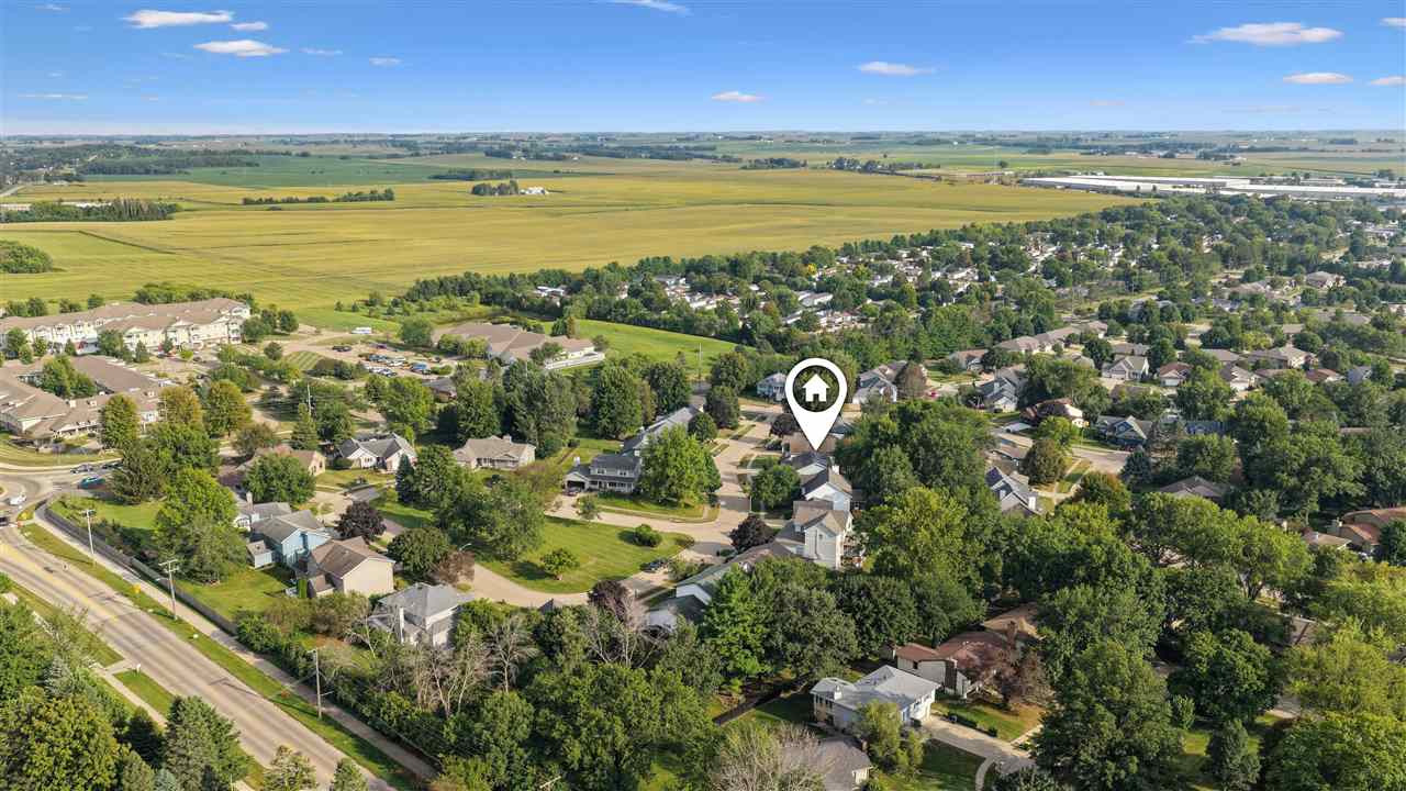 1129 Hampton Court Iowa City IA 52240-2927
