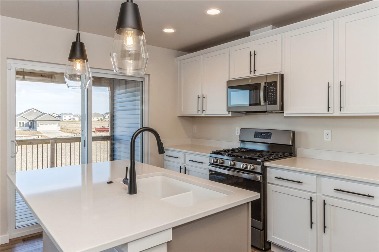 1097 Mary Lane North Liberty IA 52317