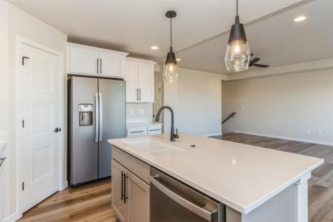 1097 Mary Lane North Liberty IA 52317