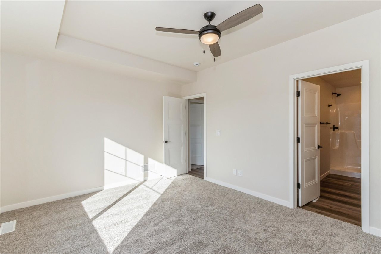 1097 Mary Lane North Liberty IA 52317