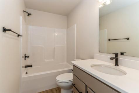 1097 Mary Lane North Liberty IA 52317
