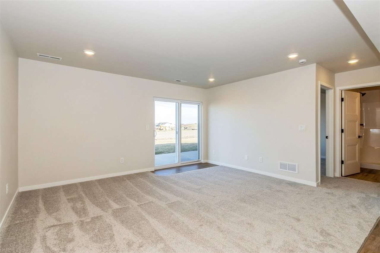 1097 Mary Lane North Liberty IA 52317