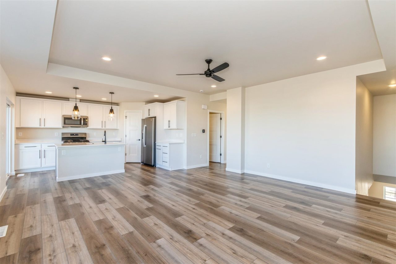 1097 Mary Lane North Liberty IA 52317