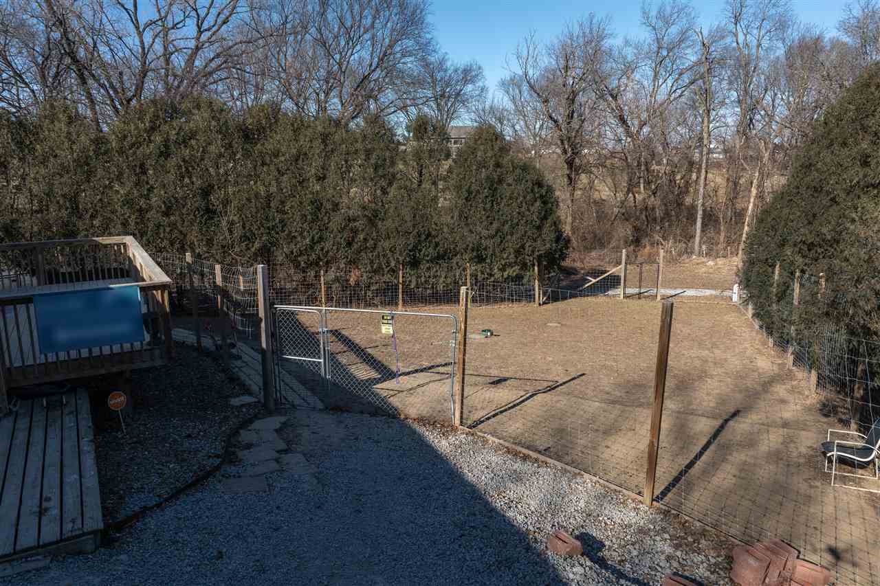 1045 Vine Avenue Riverside IA 52327