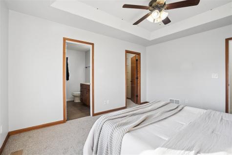 1409 Scarlet Sage Drive SW Cedar Rapids IA 52404