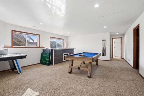 1409 Scarlet Sage Drive SW Cedar Rapids IA 52404