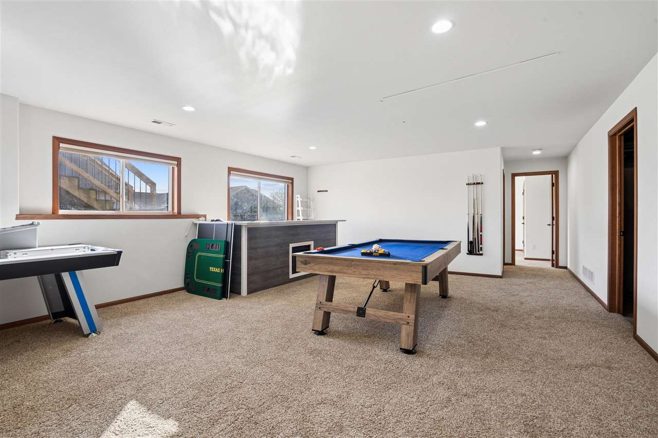 1409 Scarlet Sage Drive SW Cedar Rapids IA 52404