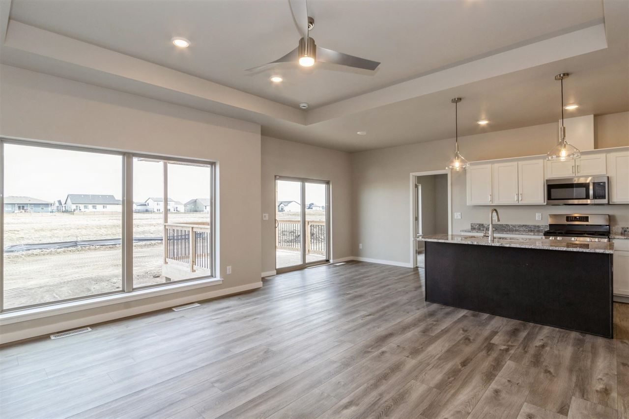 765 Chamberlin Lane North Liberty IA 52317