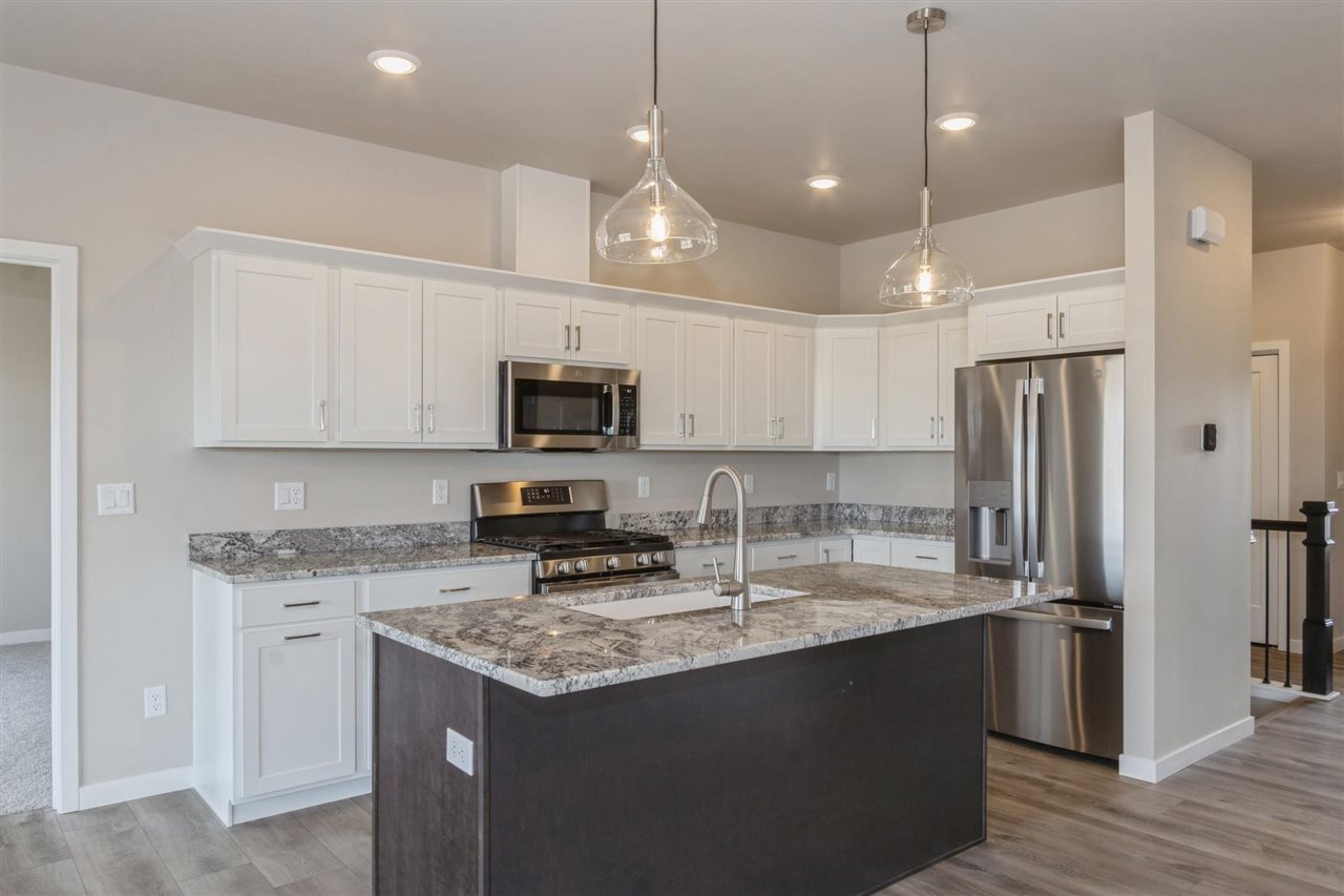 765 Chamberlin Lane North Liberty IA 52317