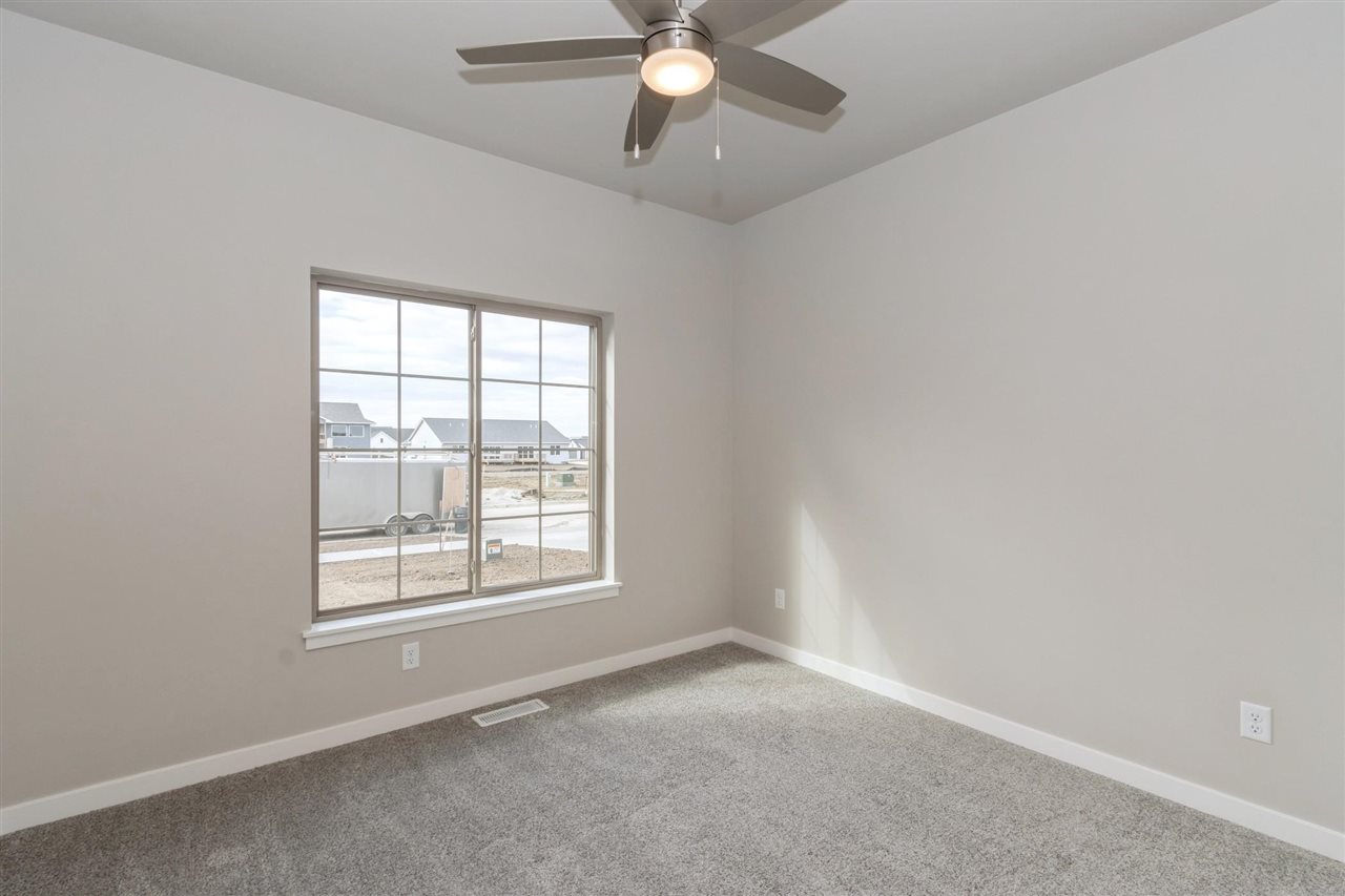 765 Chamberlin Lane North Liberty IA 52317