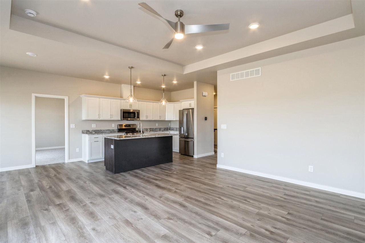 765 Chamberlin Lane North Liberty IA 52317