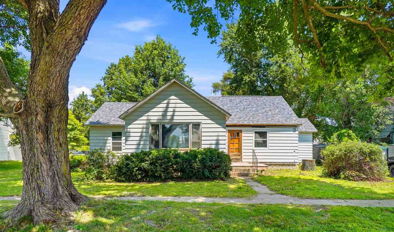 205 E Vine Street Crawfordsville IA 52621