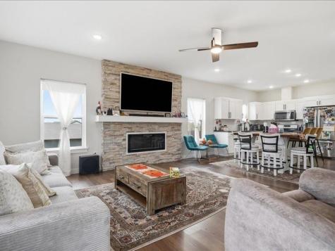 4187 Barbaro Avenue Iowa City IA 52240