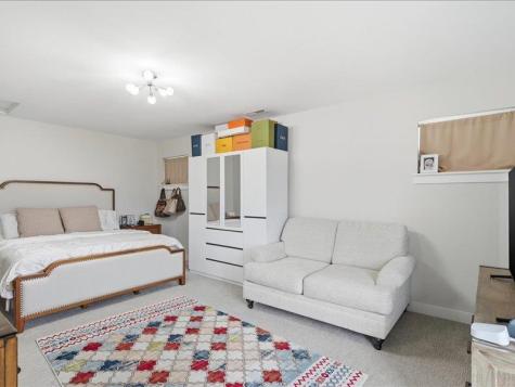 4187 Barbaro Avenue Iowa City IA 52240
