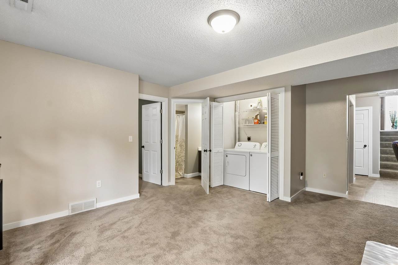 1423 Denali Court Coralville IA 52241