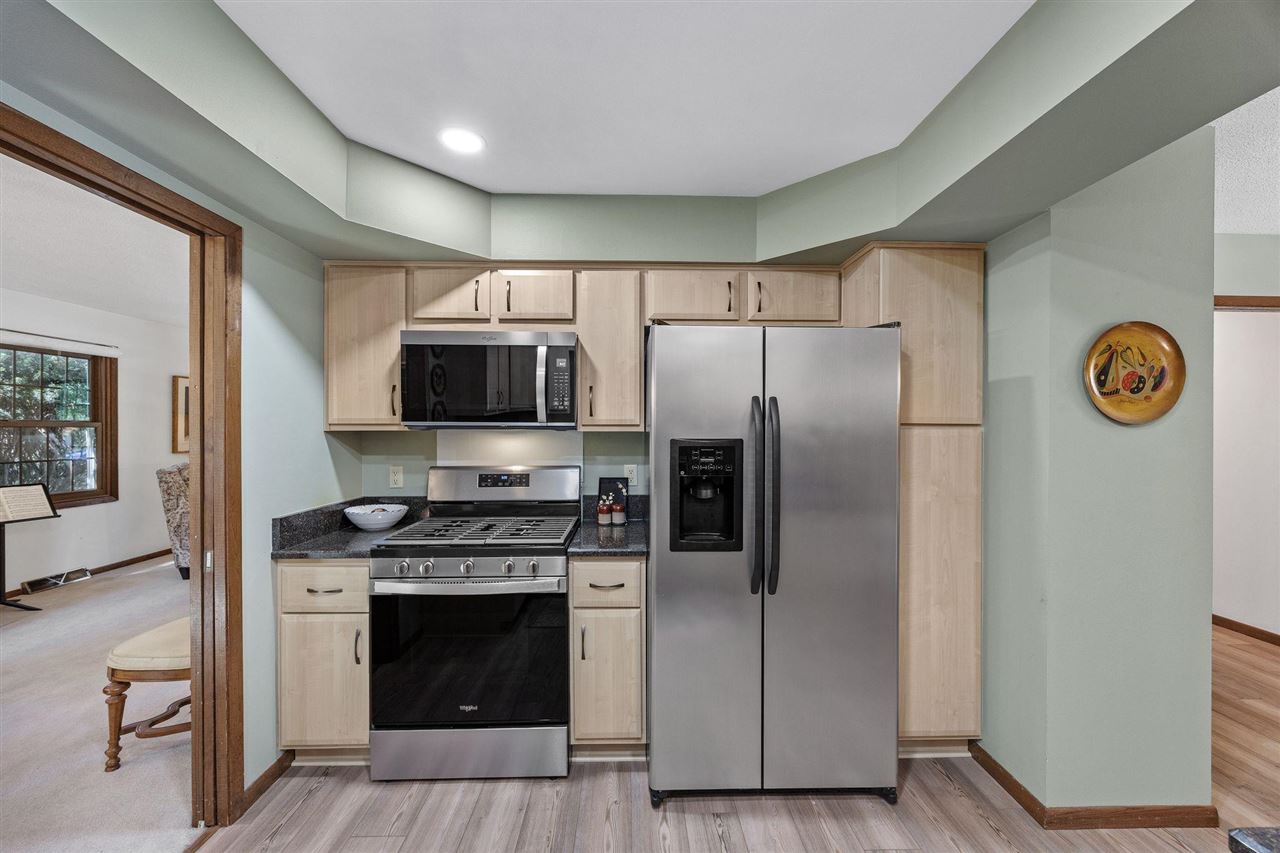 556 Mahaska Court Iowa City IA 52246